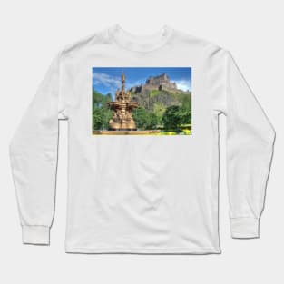 Edinburgh Castle , Scotland Long Sleeve T-Shirt